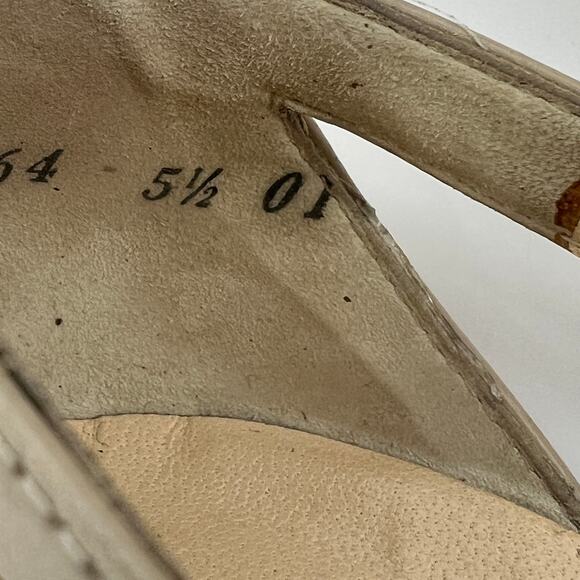 Paul Green Mara Kitten Heel Pump Women US 8 UK 5.5 Taupe Patent Leather MaryJane - Picture 13 of 15